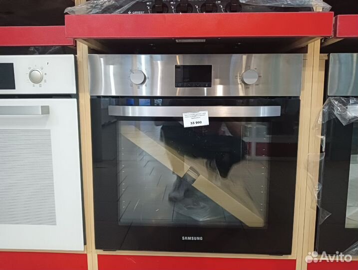 Духовой шкаф Samsung NV68R1310BS/WT электрический