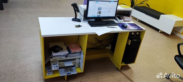 Компьютерный стол