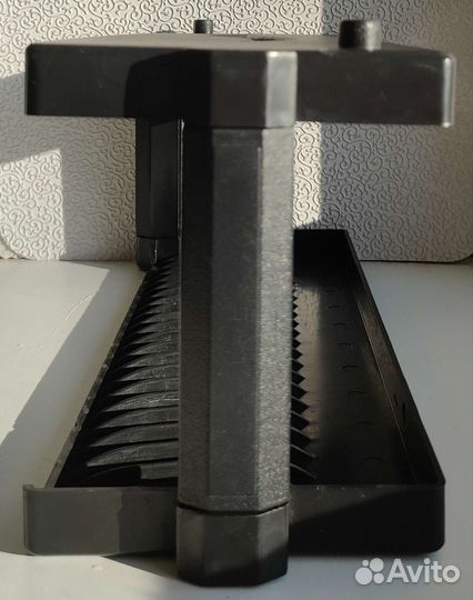 Подставка для cd дисков в квадратных коробках