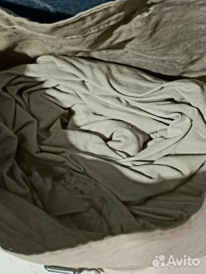 Кот в мешке,возможно палатка