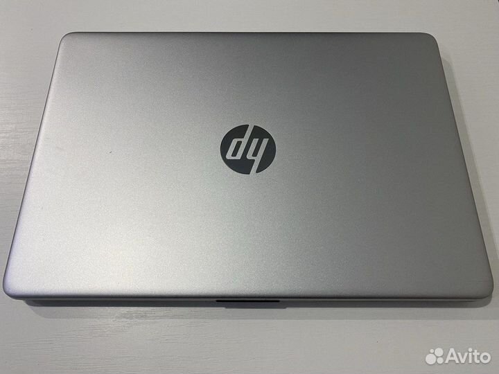 HP 14S 8gb ddr4/ssd 128gb
