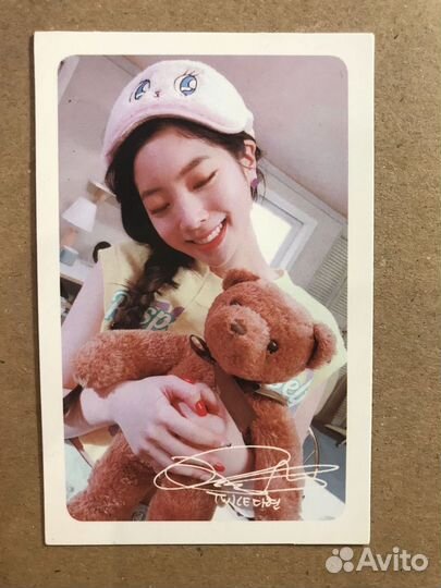 Карты Twice из альбома what IS love