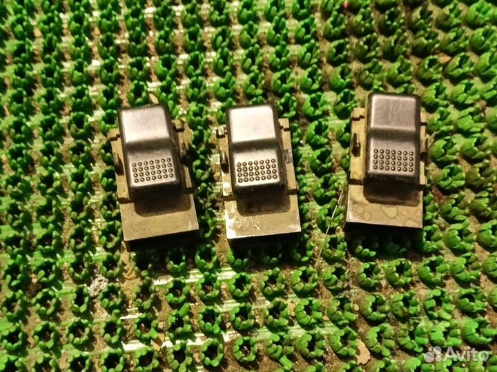 Кнопка стеклоподъемника двери Subaru Legacy 1992