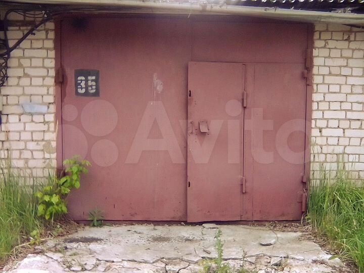 Гараж, > 30 м²