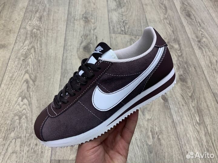 Nike cortez classic