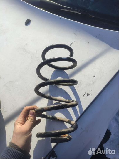 Kia sorento 2 передняя пружина