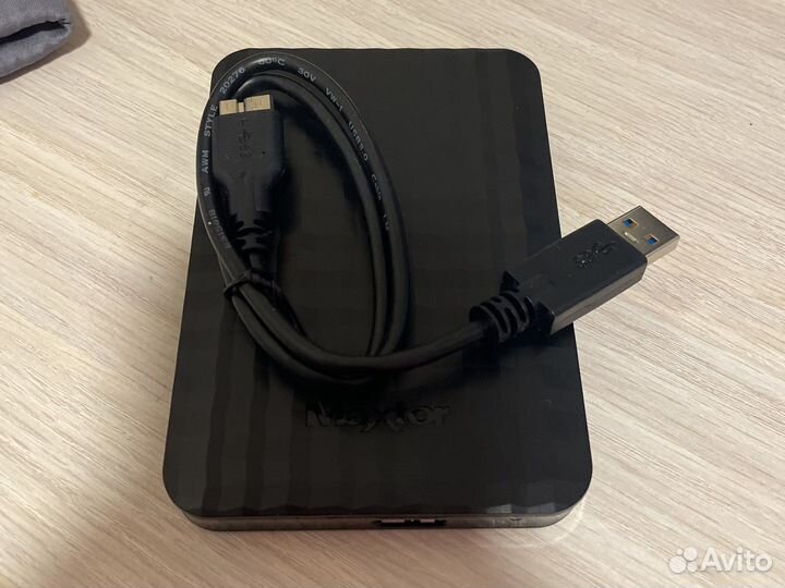 Внешний диск Maxtor M3 1 tb