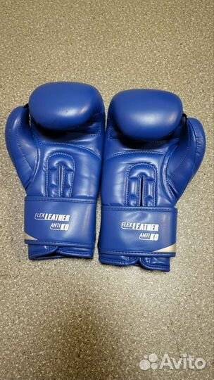 Боксерские перчатки 12 oz clinch