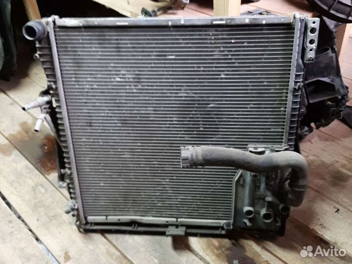 Радиатор охлаждения bmw e53 4.4