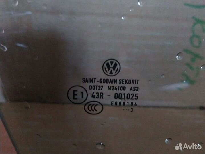 Стекло переднее правое Гольф 6