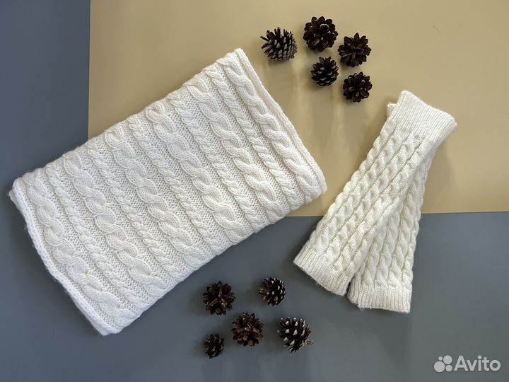 Вязаный комплект Снуд и митенки (перчатки)