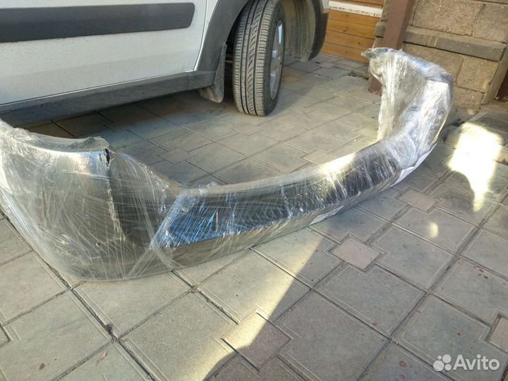 Бампера. передний и задний. Ларгус.новые