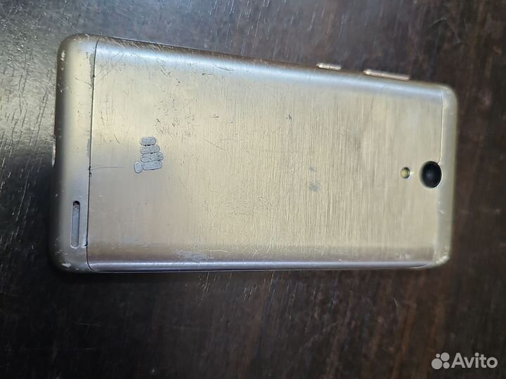 Micromax Q4101, 8 ГБ