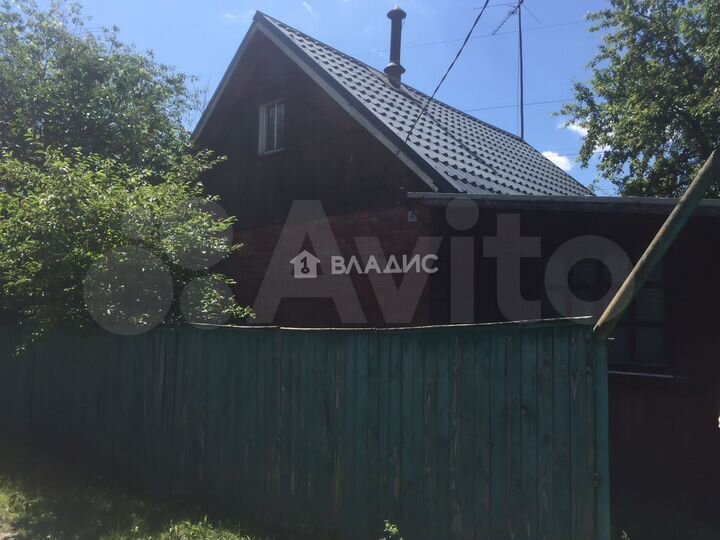 Дом 48 м² на участке 5,5 сот.