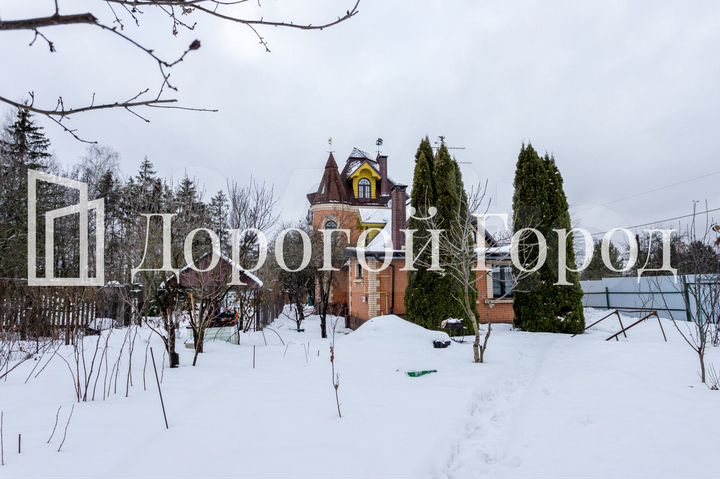 Коттедж 289 м² на участке 7,7 сот.