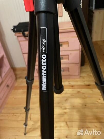 Зрительная труба Exakta