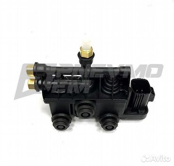 Блок клапанов пневмоподвески Land Rover Discovery