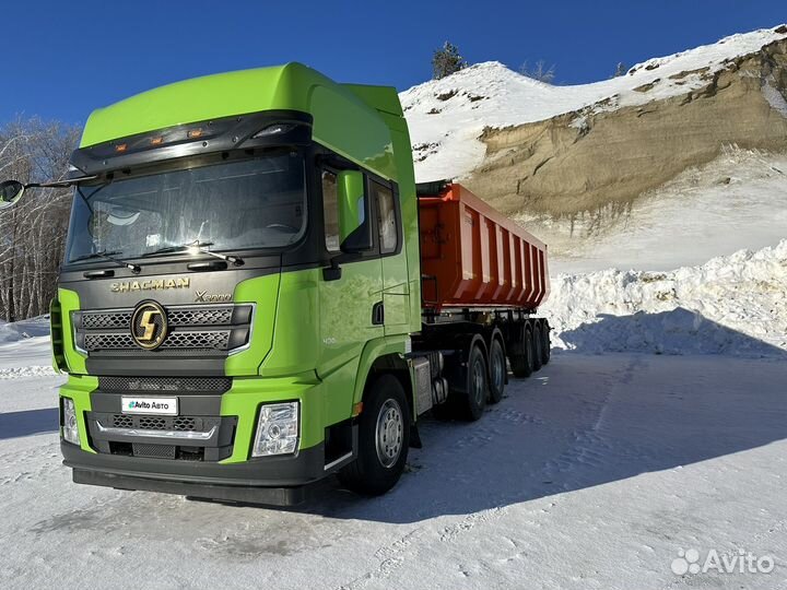 Shacman (Shaanxi) SX42584V324, 2022