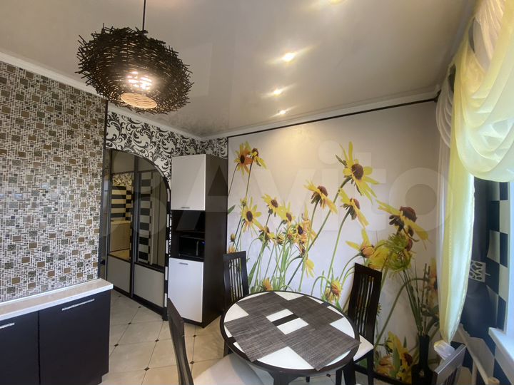 2-к. квартира, 58,8 м², 13/16 эт.