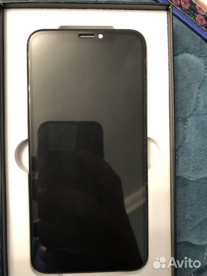 Дисплей на iPhone 10