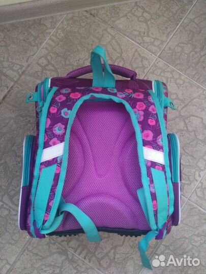 Портфель школьный для девочки