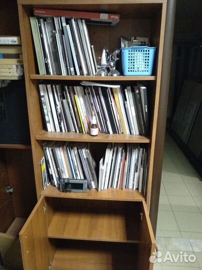 Книжный шкаф бу