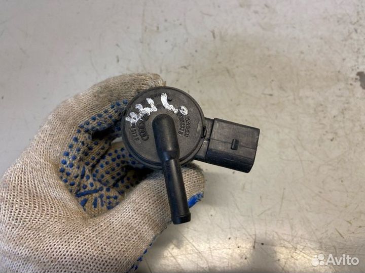 Клапан вентиляции топливного бака Skoda Octavia A4