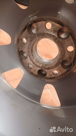 Колесо в сборе 235/60R18 45L0601025AF