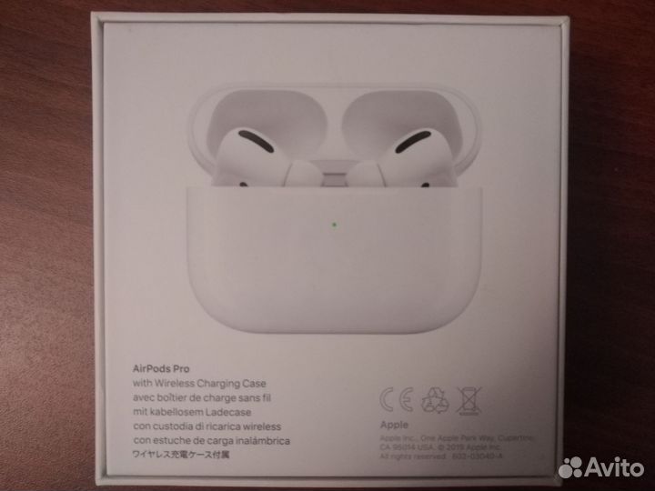 Коробка от наушников apple