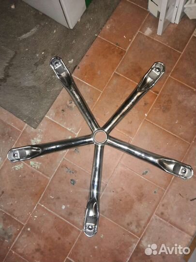 Крестовина для офисного кресла