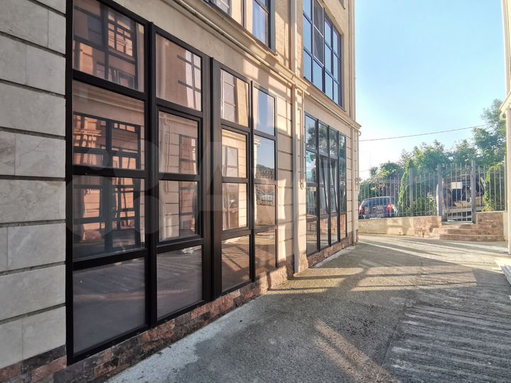 1-к. квартира, 38 м², 1/4 эт.