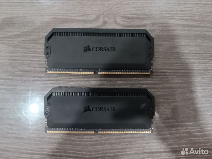 Corsair dominator Platinum RGB 3200мгц 16GB гарант