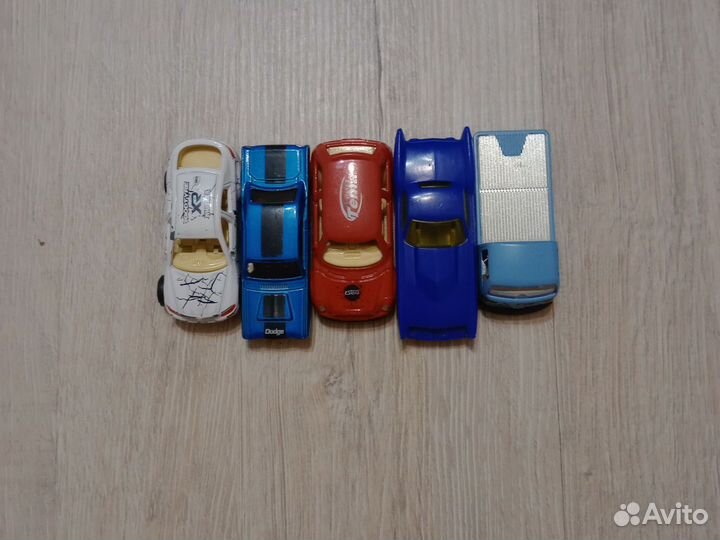 Машинки Hot wheels