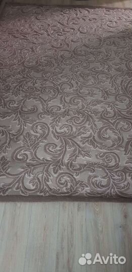 Ковер в отличном состоянии после химчистки