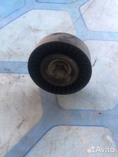 Ролик натяжителя ремня 1J0145276