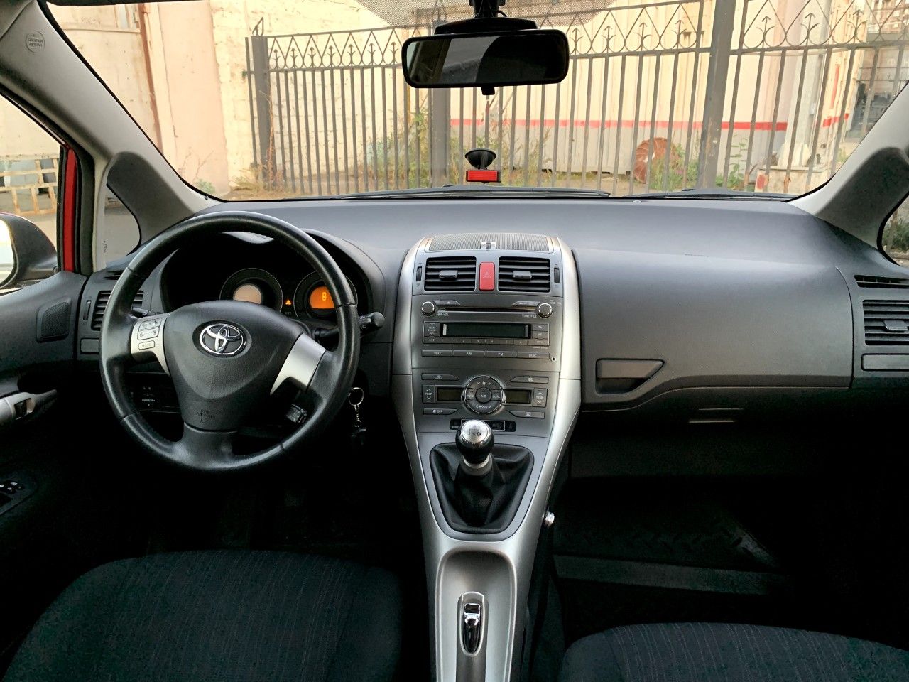 Toyota Auris: фото владельца