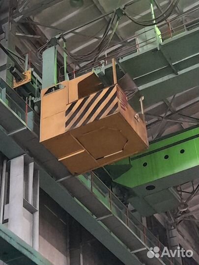 Электрический мостовой кран, грузоподъем 30 т, 5т