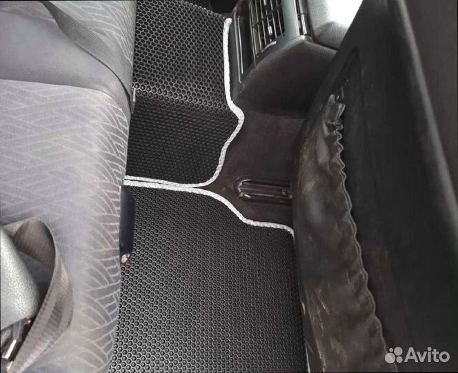 Автомобильные коврики 3D без бортов с доставкой