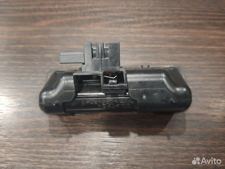 Кнопка багажника задняя Bmw X5 E70 4.0 N57D30B