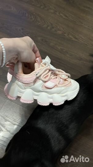 Кроссовки для девочки 27 размер