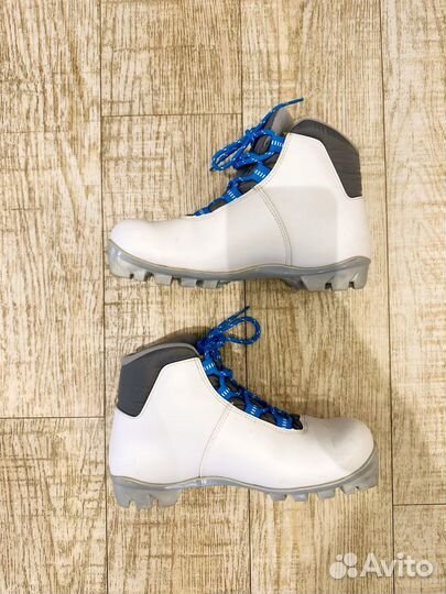 Лыжные ботинки 38 размер