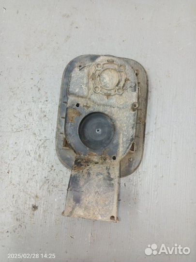 Лючок топливного бака Renault Megane K4M 2008