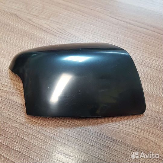 Накладка правого зеркала Ford Focus 2 дорестайл