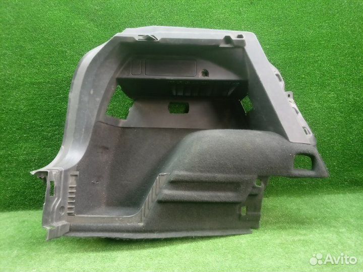 Обшивка багажника задняя левая Volkswagen Tiguan 2