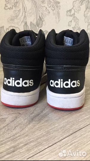 Кроссовки Adidas на мальчика, размер 38