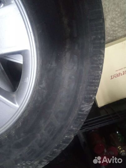 Cooper Discoverer A/T 275/65 R17