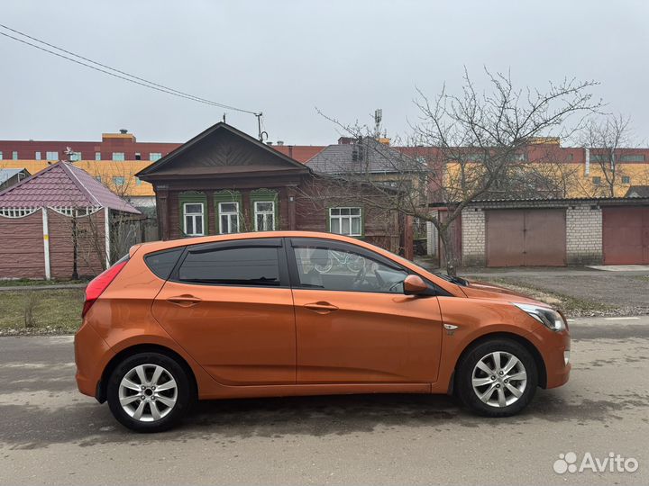 Hyundai Solaris 1.6 AT, 2015, 246 875 км