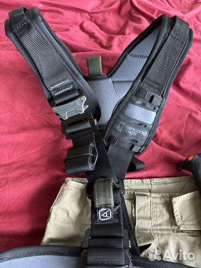 Страховочная обвязка Singing Rock Tactic master XL