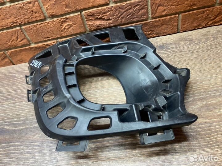 Кронштейн противотуманной фары правый Mini F56 Jcw