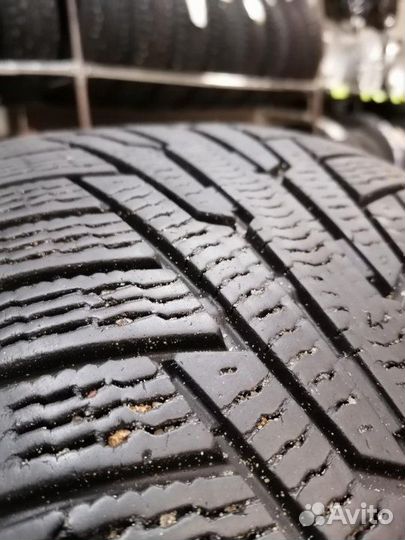 Nokian Tyres Hakkapeliitta R 215/50 R17